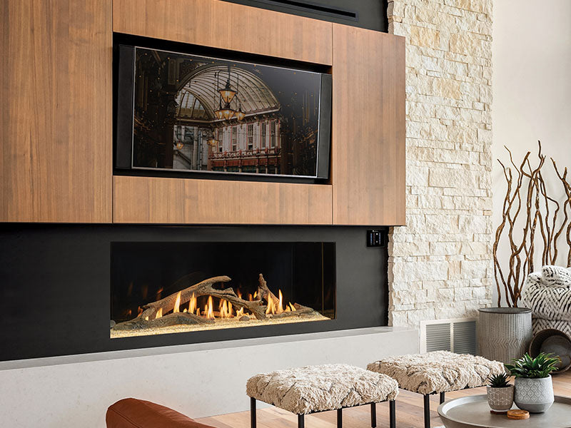 DaVinci Firenze 60 x 20 single-sided gas fireplace in a modern living room