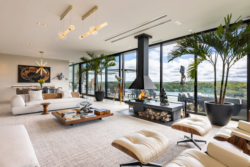 Don-Bar central fireplace in a luxury open-concept residence